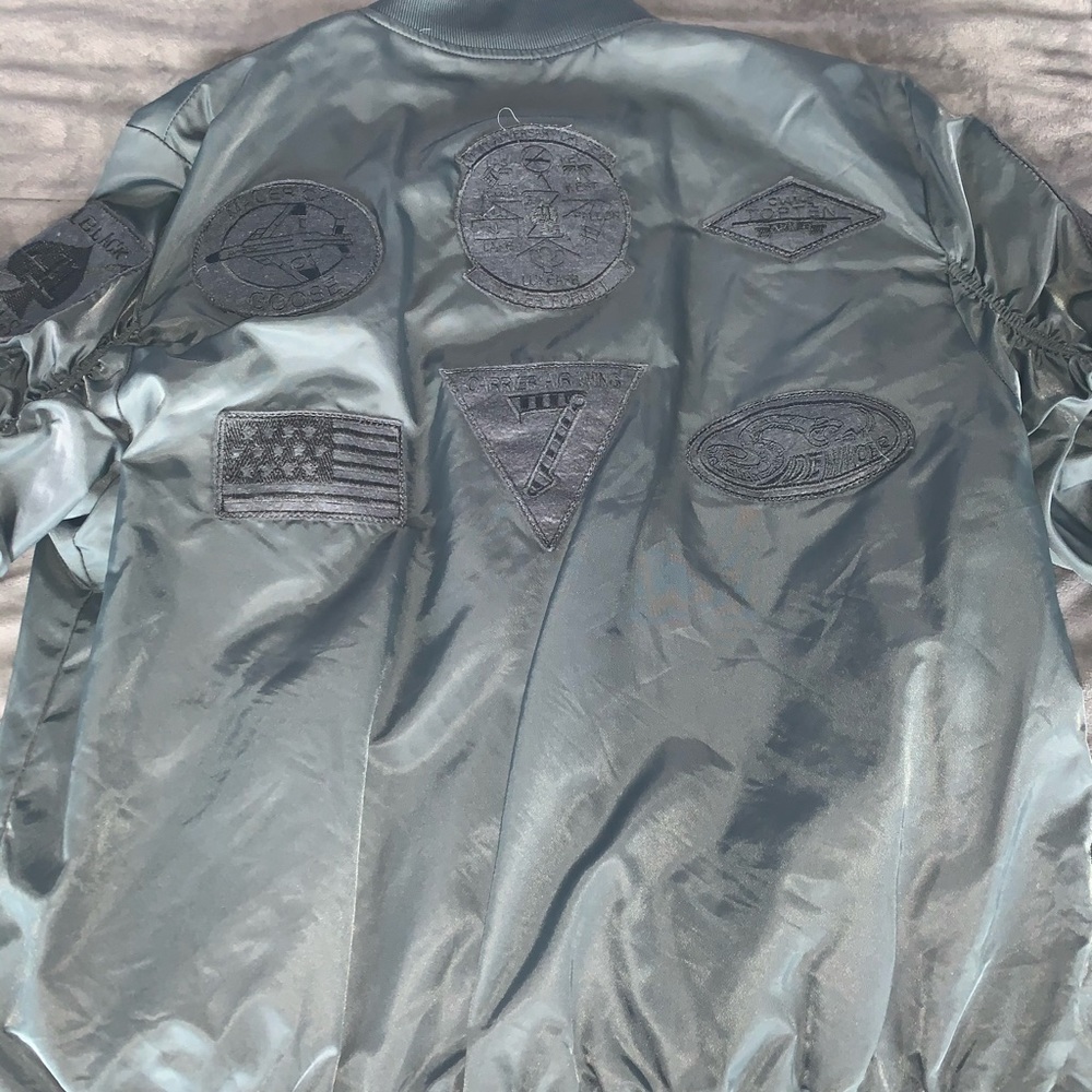 Bomber Jacket - Picture 5 of 8